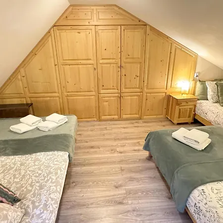 Przystanek - Caloroczny בית נופש